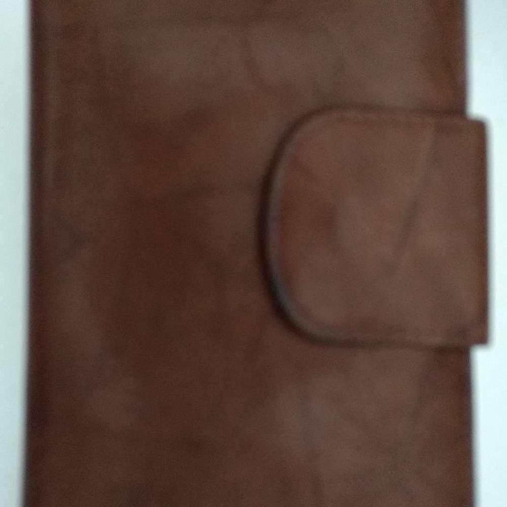 Kenneth Cole Women’s Brown Leather French Wallet